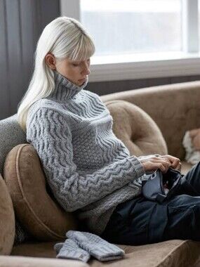 100% Lambswool Grey Cable Knit Turtleneck Sweater BY 66 NORTH ICELAND